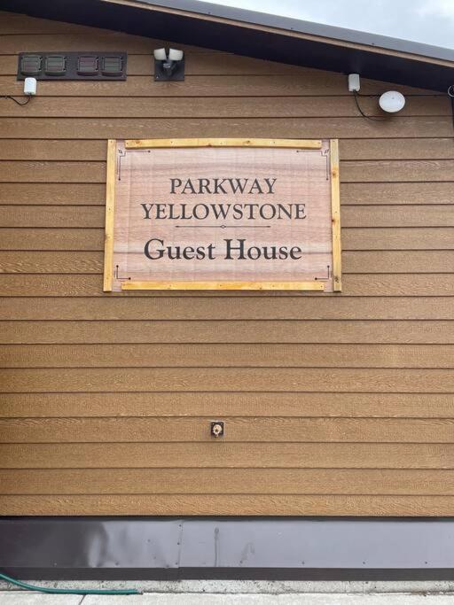 Parkway Yellowstone Riverside Studio #6 Gardiner Exterior foto